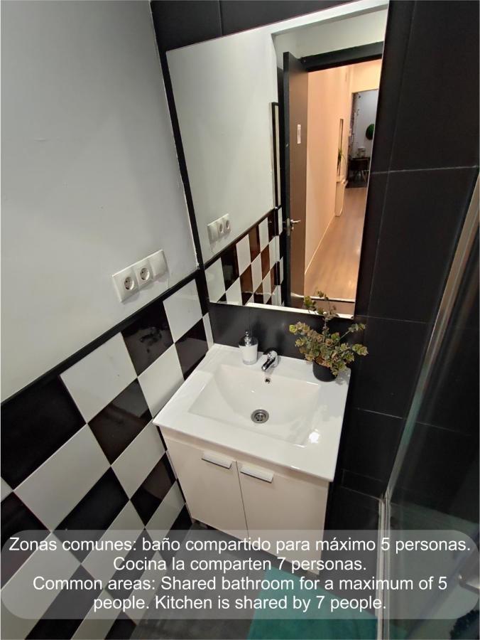 Chueca Rooms มาดริด ภายนอก รูปภาพ